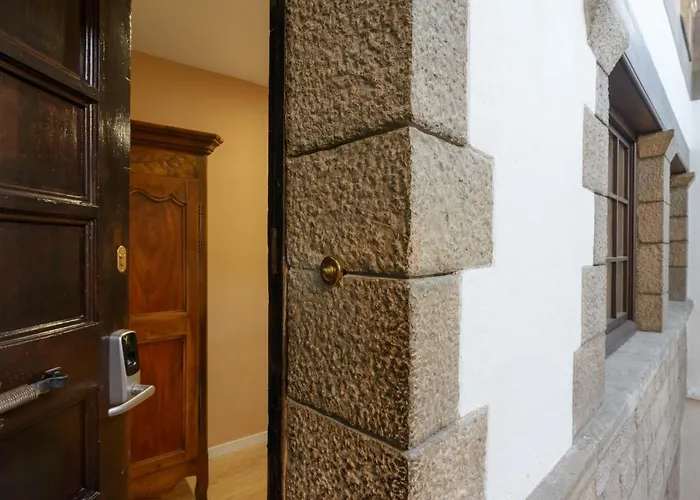 Apg Palau Salieti 2 *