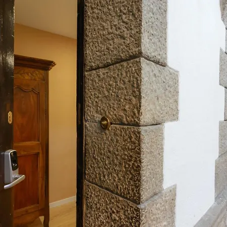 Apg Palau Salieti 2 *