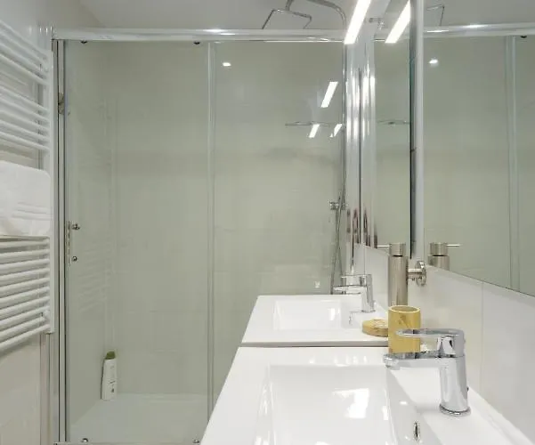 Apartman Apg Palau Salieti 2 *